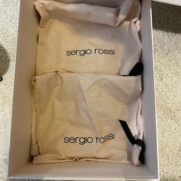 Sergio Rossi Godiva Pumps - Picture 7 of 9